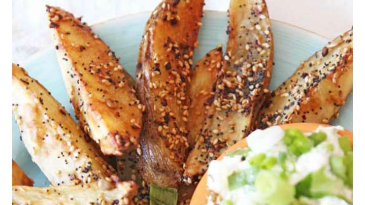 Kitchen Hack: Use an Apple Slicer to Make Potato Wedges