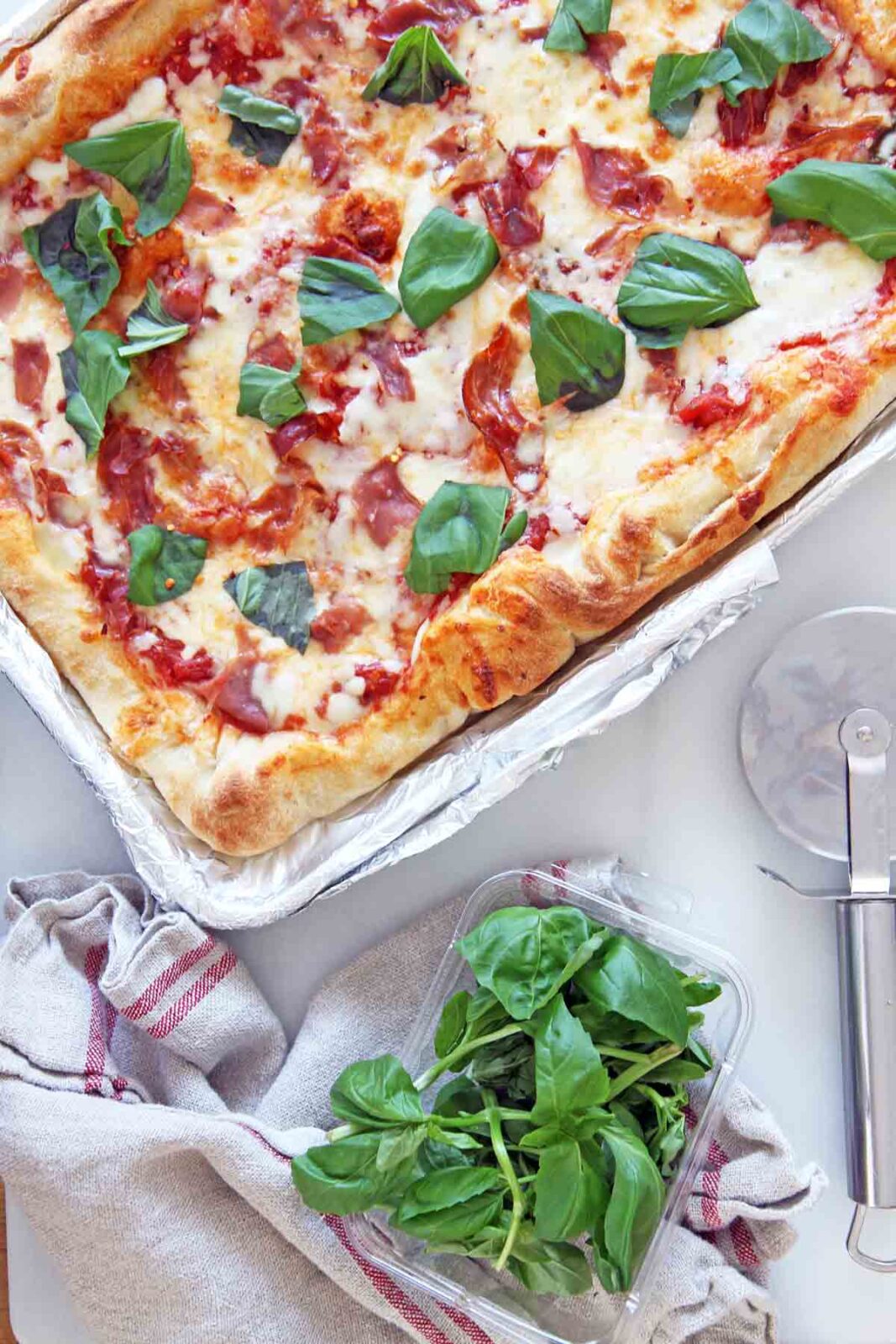 Sheet Pan Stuffed Crust Pizza (cheesy happy dinner smiles) Recipe. Grab a slice of #NYCpizza at home. This is easy quick weeknight recipe that your family will smile for. Happy #Pizza cooking! www.ChopHappy.com