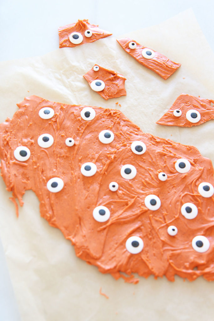 Pumpkin Spice Halloween Chocolate Bark Recipe. Fun and easy Halloween candy treat recipe. Grab white chocolate, pumpkin spice, and fun candy eyes. Happy Halloween Cooking!