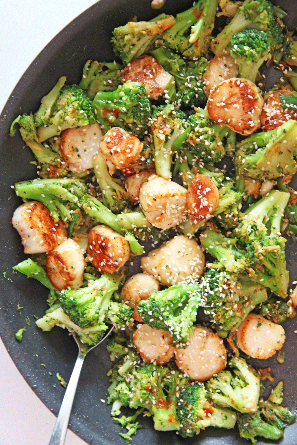 Scallop and Broccoli Stir Fry (15 minute recipe) - Chop Happy