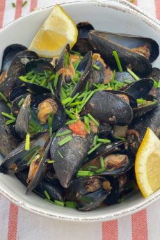 3 Ingredient Mussels recipe with a saucy Amatriciana. Easy summer seafood recipe! Happy Cooking! www.Chophappy.com #mussels #summerrecipe