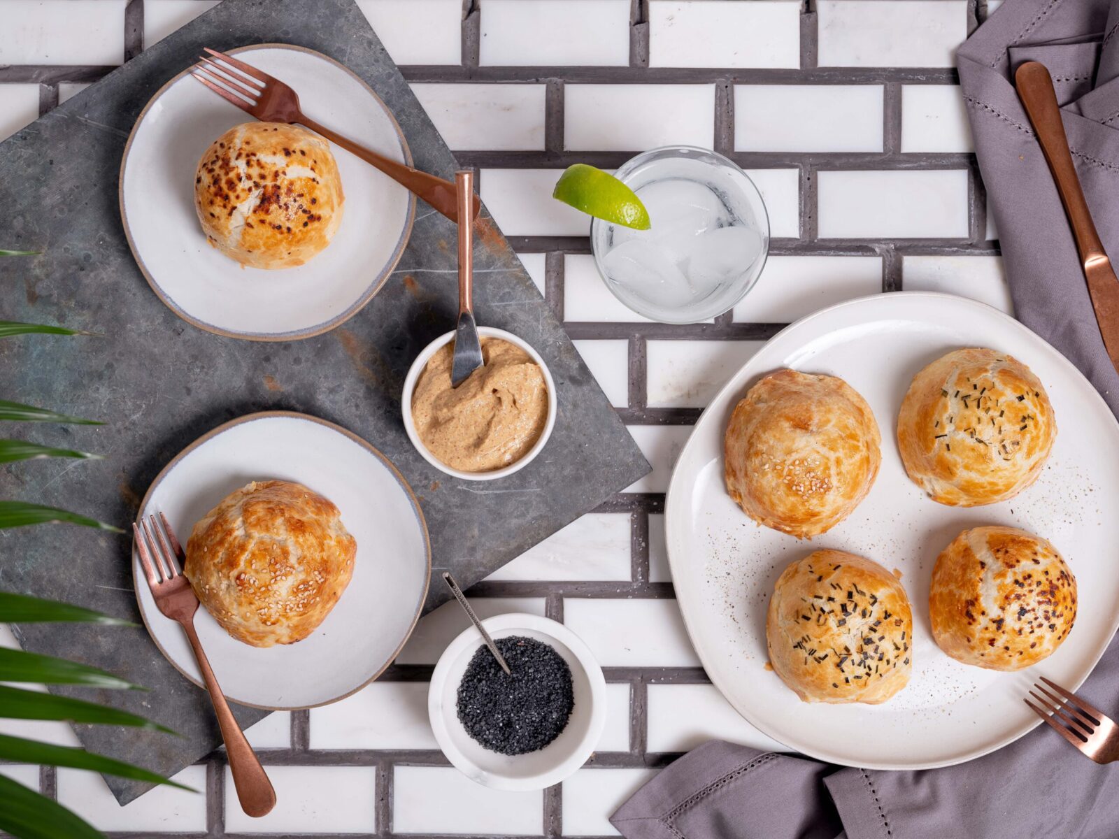 The Best Jewish comfort food. This is the best potato kinish ever. Buttery mashed potato wrapped in puff pastry love. #knish #JewishFood 