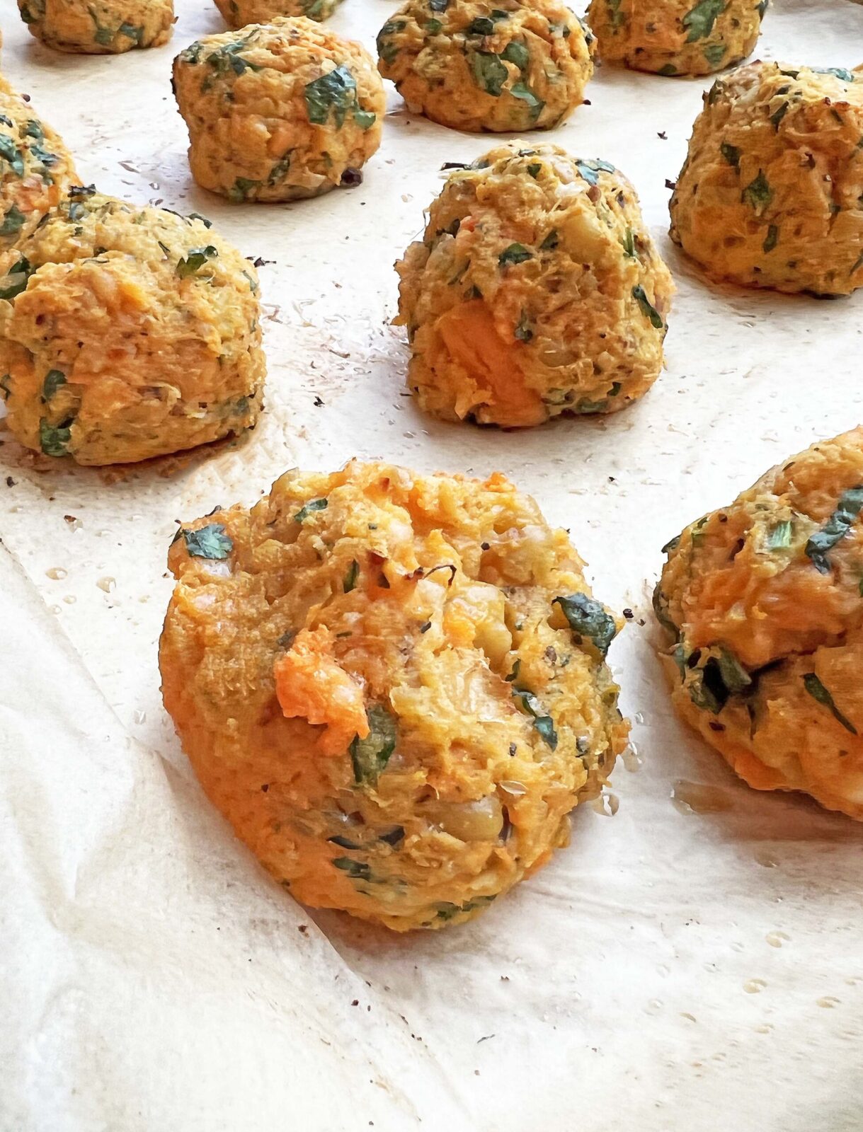 Sheet Pan Sweet Potato Meatballs. Easy recipe for busy people. This is perfect lunch meal prep, dinner for the week, or leftovers. Happy Cooking! www.ChopHappy.com #meatballs #sweetpotatorecipes