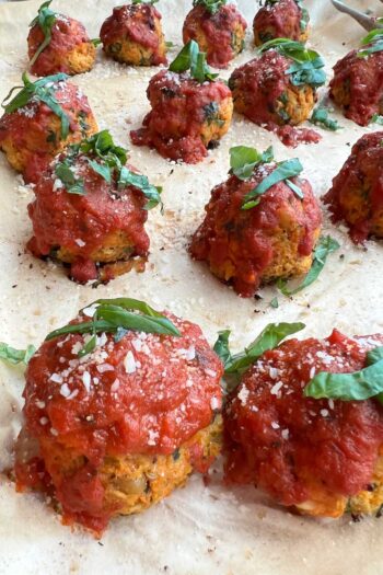 Sheet Pan Sweet Potato Meatballs. Easy recipe for busy people. This is perfect lunch meal prep, dinner for the week, or leftovers. Happy Cooking! www.ChopHappy.com #meatballs #sweetpotatorecipes
