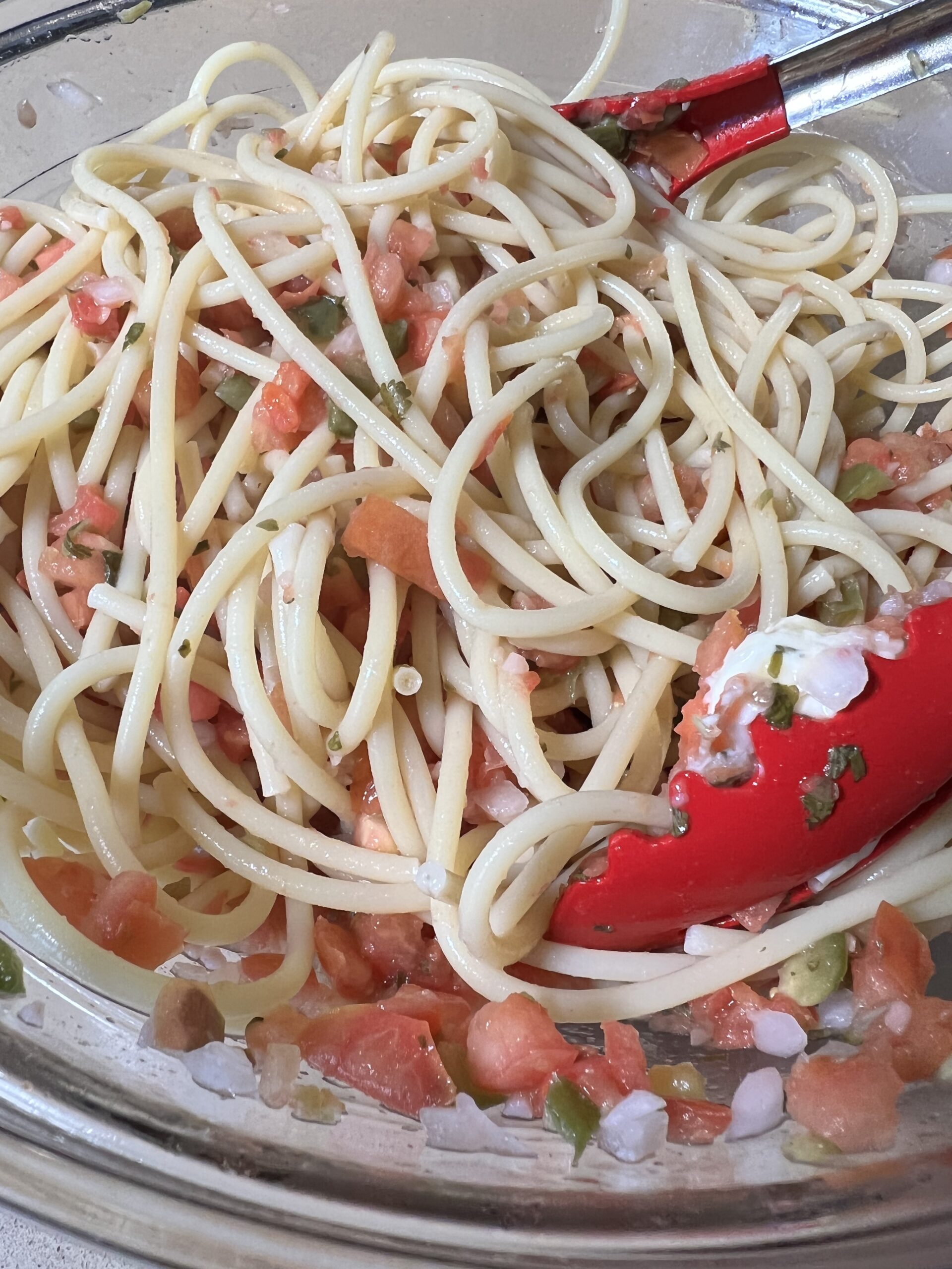 Salsa Butter Noodles Recipe. Easy recipe for busy weeknight dinner idea. #pastarecipe #fastdinner