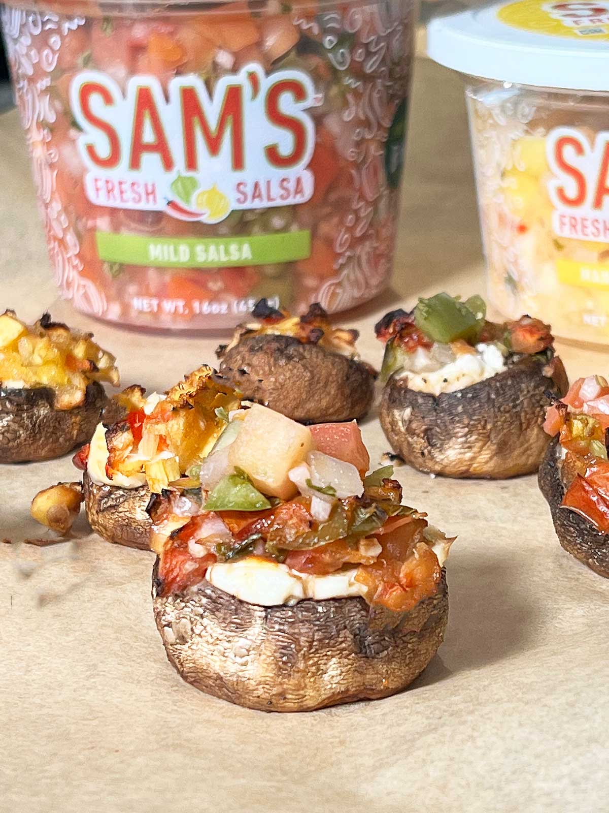 Salsa Cheesy Stuffed Mushroom Recipe. Easy 3 Ingredient Stuffed Mushroom. Easy Holiday appetizer. #appetizer #Thanksgiving